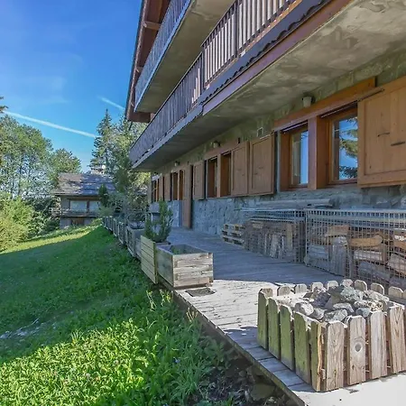 Authentic Meribel With Direct Slope Access Horská chata *
