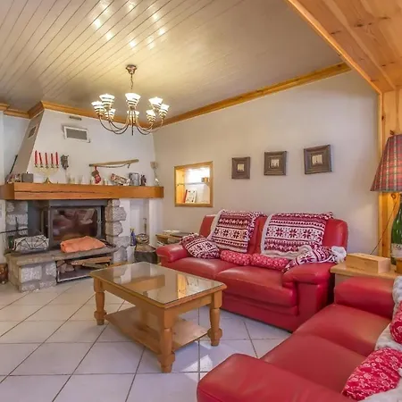 Horská chata Authentic Meribel With Direct Slope Access *