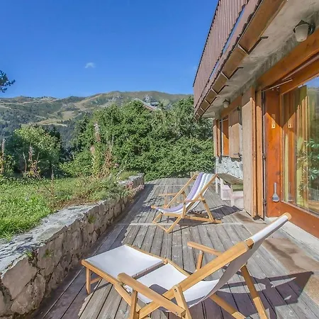 Horská chata Authentic Meribel With Direct Slope Access *