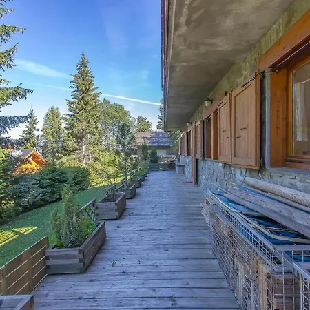 Authentic Meribel With Direct Slope Access *