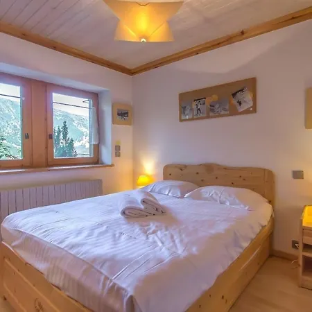 Horská chata Authentic Meribel With Direct Slope Access